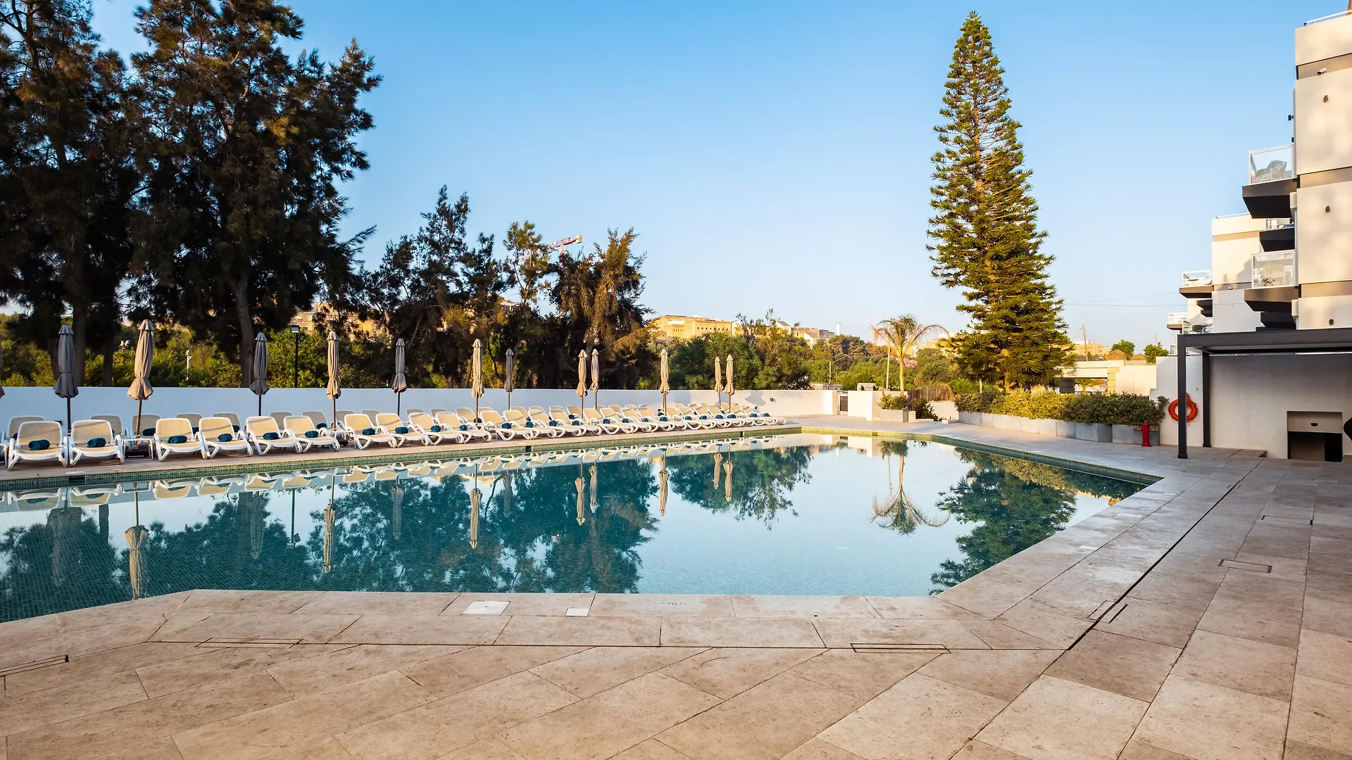 Urban Valley Resort & Spa San Gwann 4*,  Malta